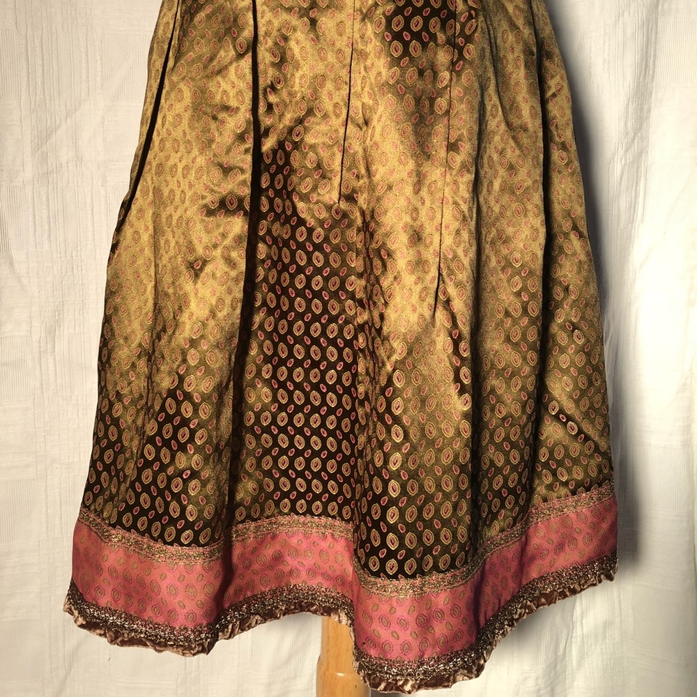 Cynthia Steffe Tiered Skirt Imported silk SZ 6